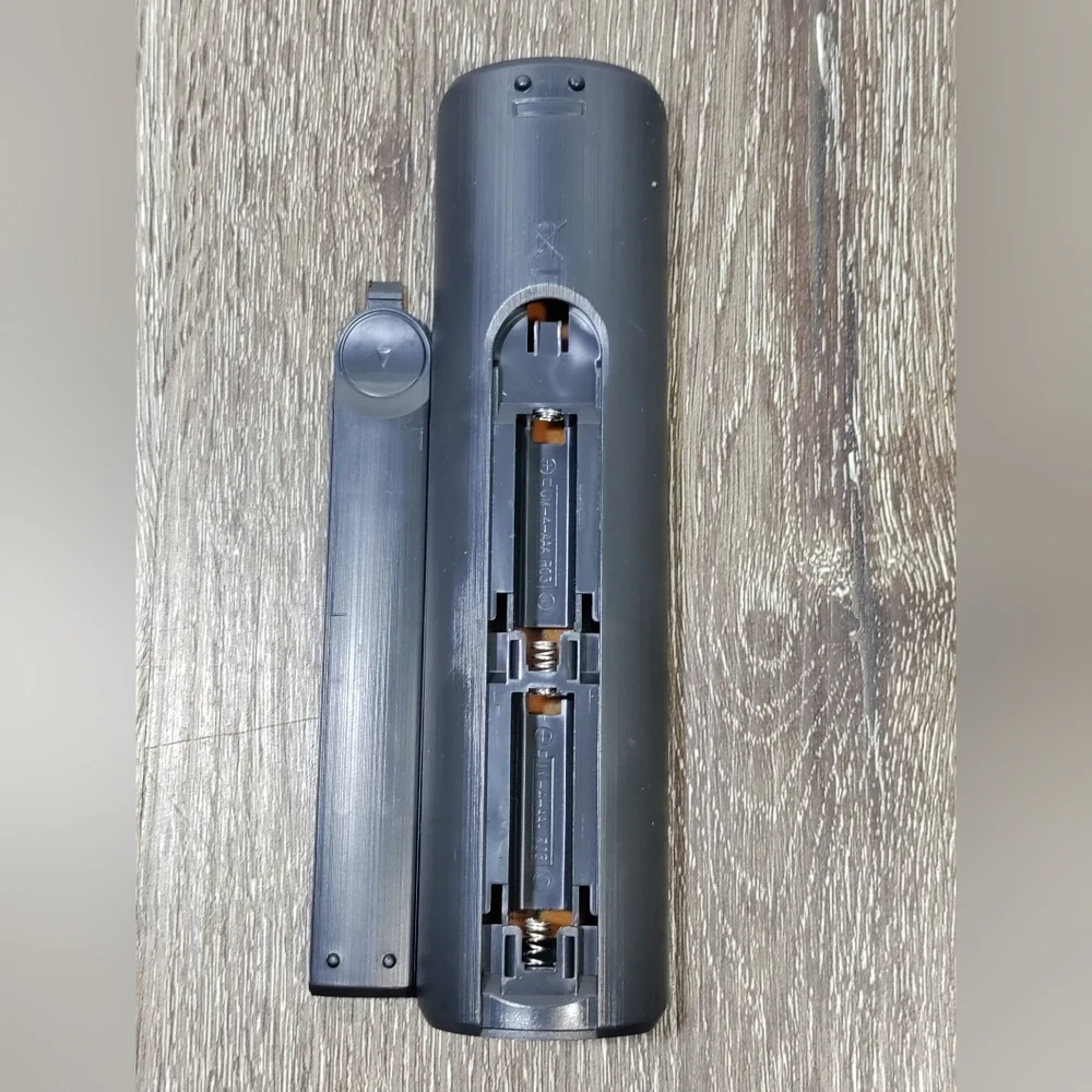 Universal Remote Control - Picture 3 of 3